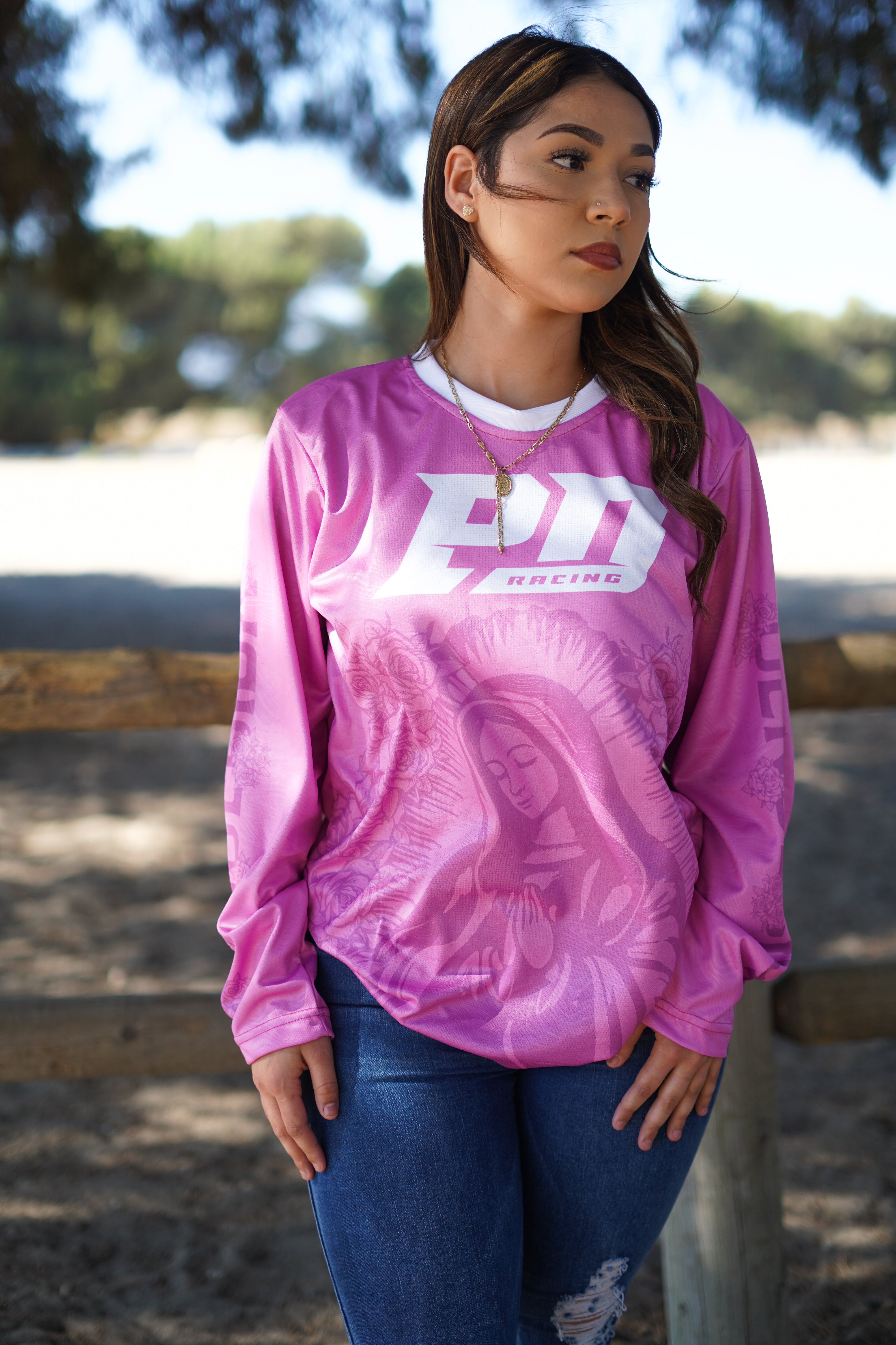 Virgin Mary Bendecida Jersey Uní-Sex – Puro Desmadre Brand